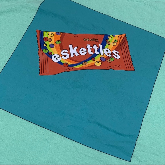 ZUMIEZ mint green tee with skittles graphic - Picture 2 of 3